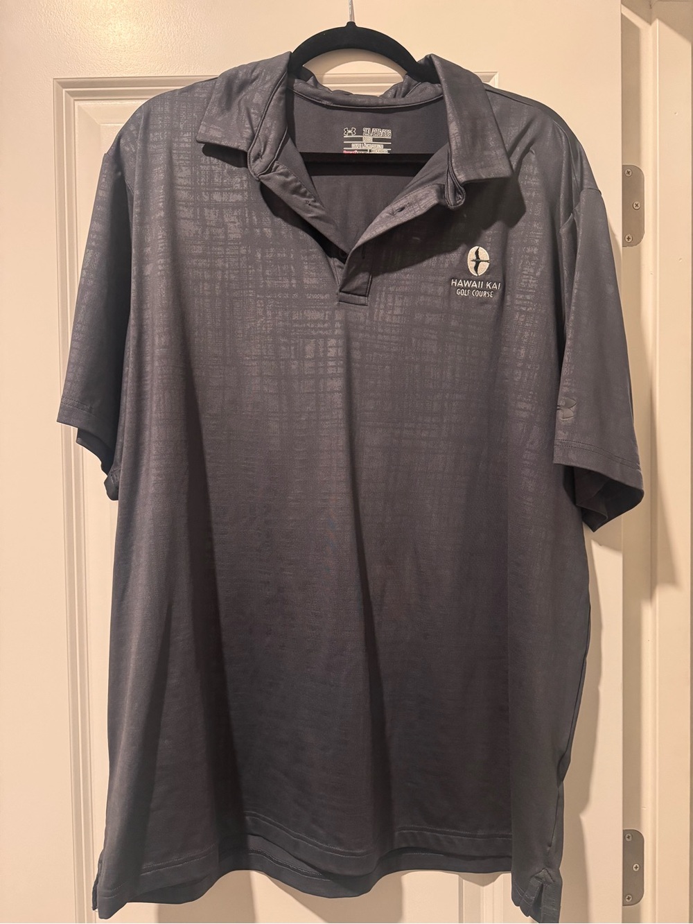 Under Armour Men's Slate Gray Polo with Subtle Grid Texture
